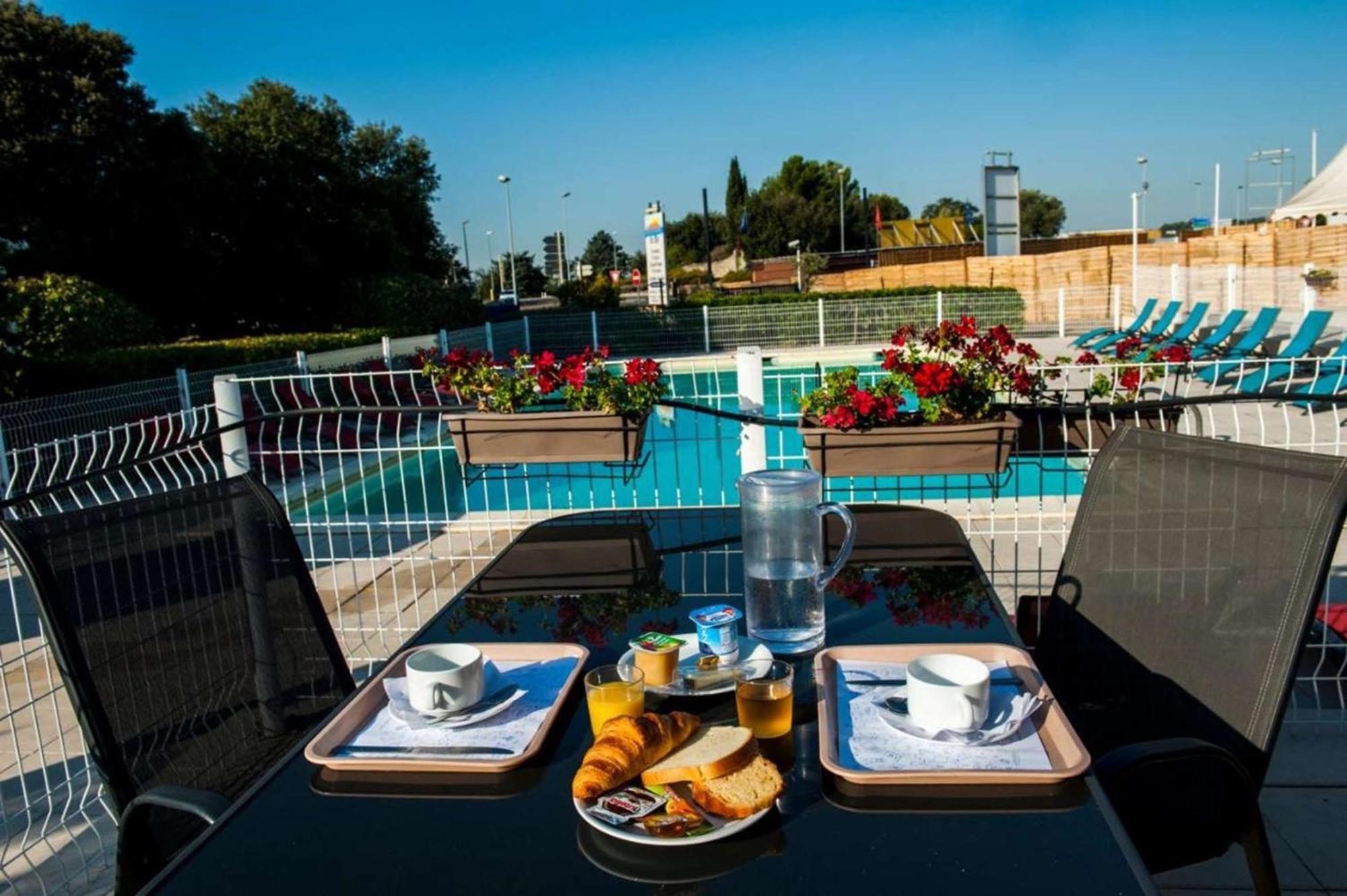 Sure Hotel By Best Western Nimes Est Zewnętrze zdjęcie
